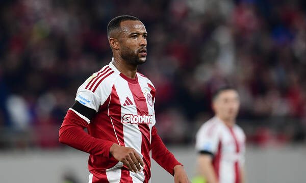 Ολυμπιακός: Υπογράφει νέο συμβόλαιο ο Ελ Κααμπί