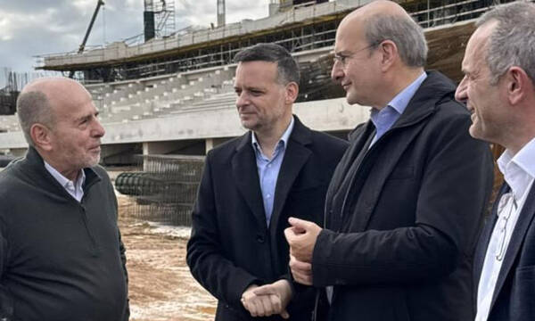 Αυτοψία στον Βοτανικό από Αλαφούζο, Χατζηδάκη και Δούκα