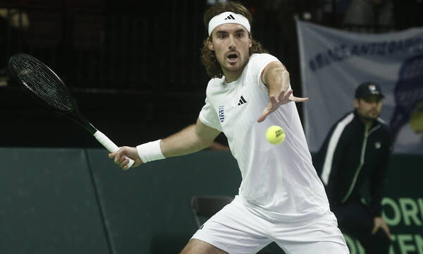 Τένις: Αποκλεισμός στους «16» του Ρότερνταμ για τον Τσιτσιπά 