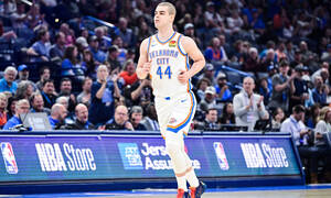 Βίντεο από το συγκινητικό standing ovation στον Νίκολα Τόπιτς