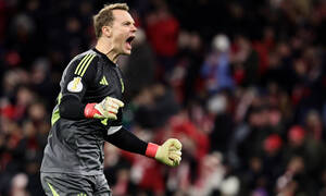 Μπάγερν Μονάχου: Εκτός δράσης ο Μάνουελ Νόιερ, χωρίς να διευκρινίζεται το πόσο 