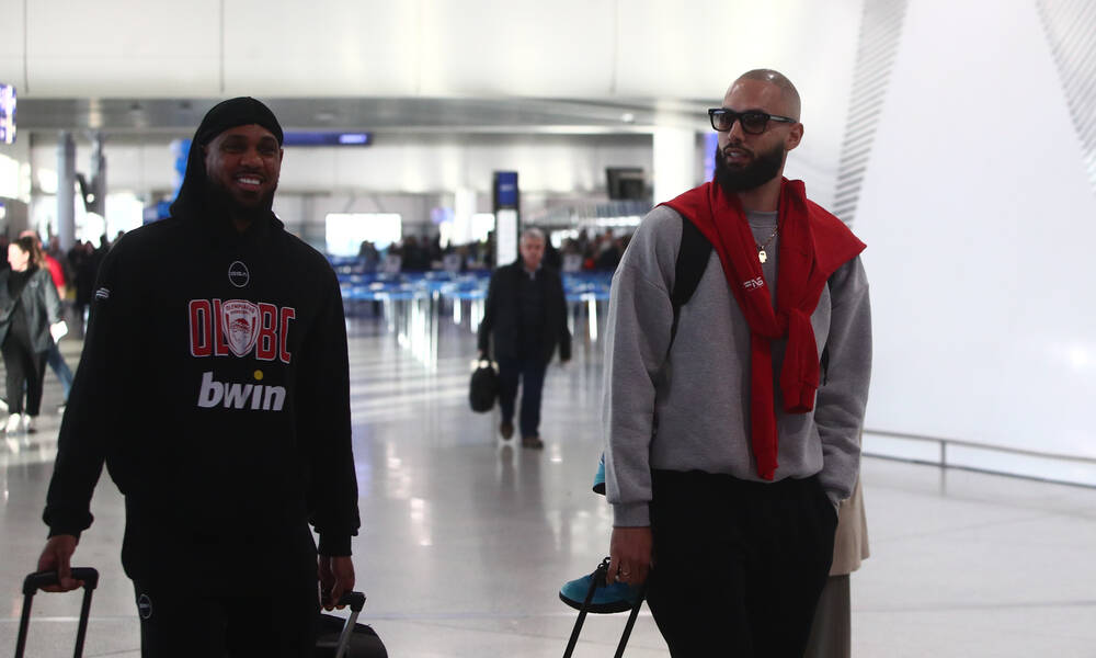 Final 8 Κύπελλο Ελλάδας: Πέταξε για Κρήτη ο Ολυμπιακός, εφτασε στο Ηράκλειο η ΑΕΚ