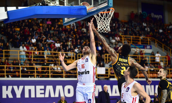 Final 8 Κύπελλο Ελλάδας, Ολυμπιακός - ΑΕΚ 81-67: «Έκλεισε» θέση στα ημιτελικά