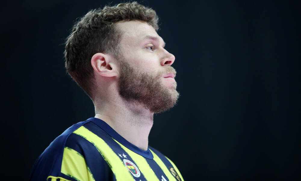 Euroleague: Σοβαρό πρόβλημα στην Φενέρμπαχτσε – Εκτός έως 2 μήνες ο Μέλι 