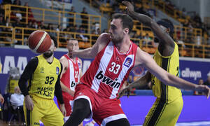 Ολυμπιακός - Παναθηναϊκός: Μέσα ο Μιλουτίνοφ, με τρεις σέντερ οι «ερυθρόλευκοι»