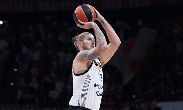 Παρτιζάν: Επιστρέφει και επίσημα στα παρκέ ο Οσετκόφσκι 