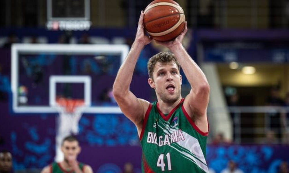  Στην Εθνική Βουλγαρίας ο Βεζένκοφ