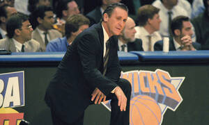 Το κοστούμι κάνει τον κόουτς! Ή μήπως όχι;