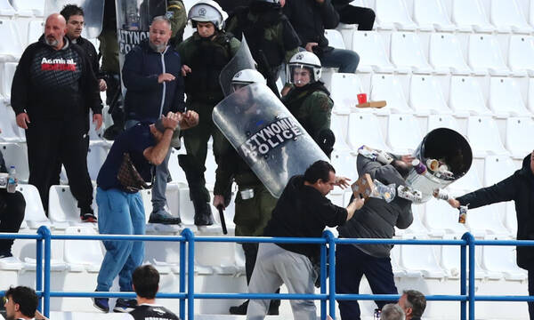 Στη φυλακή ο πρόεδρος του Ιωνικού και δύο οπαδοί της ομάδας για τα επεισόδια στο Κηφισιά-ΟΦΗ