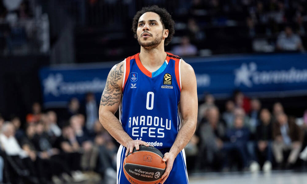 Εφές: «Γλίτωσε το χειρουργείο ο Λάρκιν»