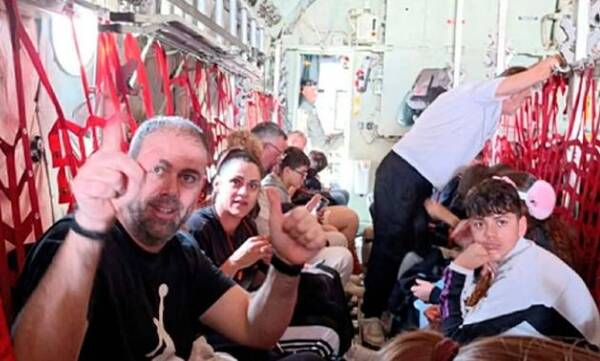 Άρης: Επαναπατρίστηκαν οι συγγενείς των αθλητών της Κ18 στην Ελευσίνα με C-130