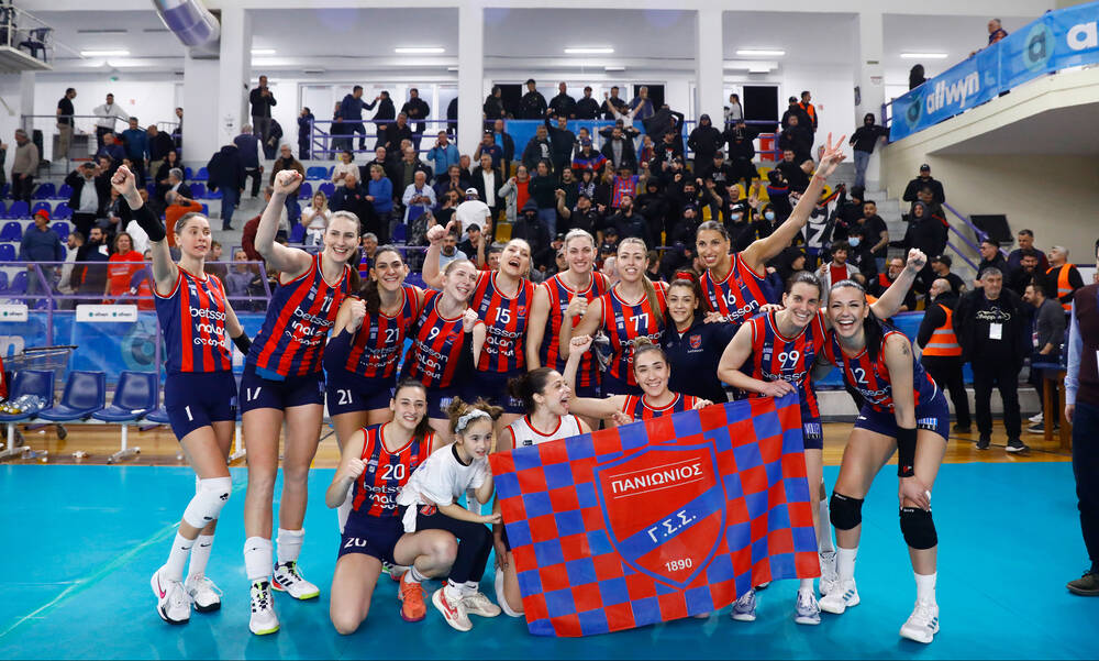 Final-4 Κυπέλου βόλεϊ γυναικών: Θριαμβευτική πρόκριση του Πανιώνιου στον τελικό 