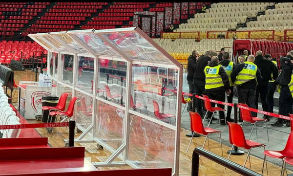 Ολυμπιακός - Παναθηναϊκός AKTOR: Πλέξιγκλας στο ΣΕΦ πίσω από τον πάγκο του Παναθηναϊκού 