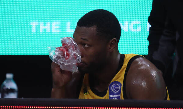 AEK: Πρόβλημα με Γκρέι στην «Ένωση» - Υπέστη κάκωση κάτω από το μάτι