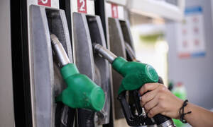 Σε τροχιά ανόδου τα καύσιμα: Πάνω από το €1,80 η βενζίνη – «Άλμα» στις τιμές πετρελαίου