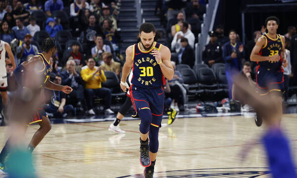 ΝΒΑ: Στα... πιτς για τουλάχιστον δέκα ημέρες ακόμα ο Στεφ Κάρι