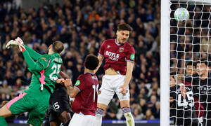 Premier League: «Δώρο» Μαυροπάνου σε Άρσεναλ - Έγραψε ιστορία ο 16χρονος Ντάουμαν