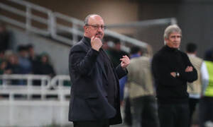 Μπενίτεθ: «Να συνεχίσουμε να παίζουμε καλά»