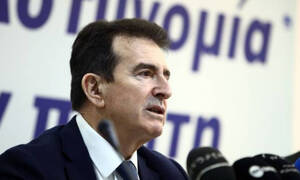 Χρυσοχοΐδης για τη δολοφονία Κλεομένη: «Υπάρχουν ενδείξεις οπαδικού υποβάθρου»