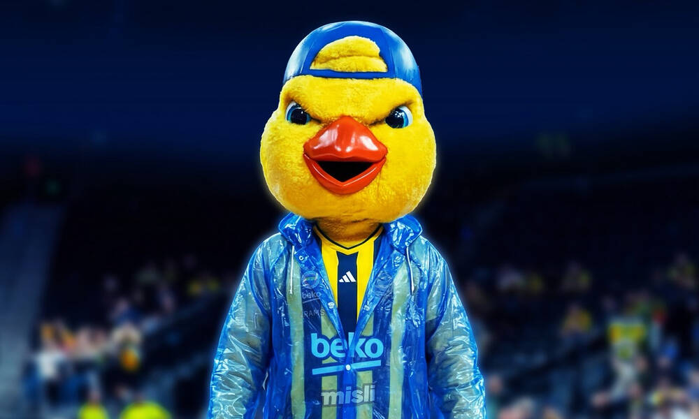 Ολυμπιακός - Φενέρμπαχτσε: Απίθανο τρολάρισμα από τη μασκότ των Τούρκων με... αδιάβροχο