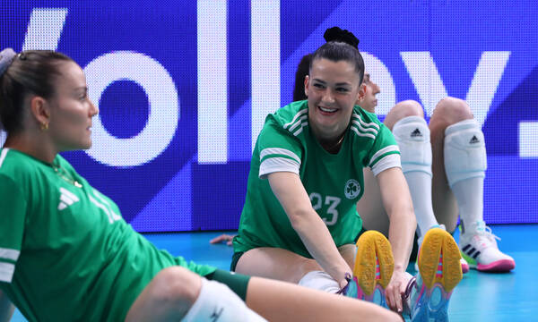 Παναθηναϊκός – Βαλεφόλια: Αποθέωση για τα «φίνα κορίτσια»