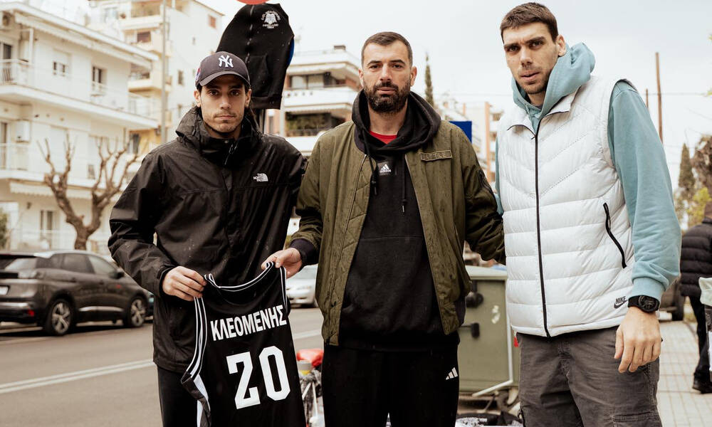 ΠΑΟΚ: Αντιπροσωπεία της ΚΑΕ άφησε λουλούδια στη μνήμη του Κλεομένη