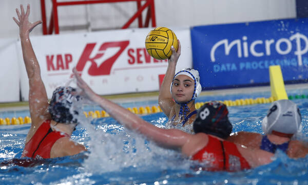 Πόλο - Conference Cup γυναικών: Συντριβή για τα Χανιά από την Κοζέντσα, «τελικός» με Σαντ Φελίου