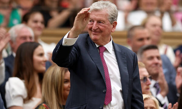 Ο Ρόι Χόνγκσον ανέλαβε τις τύχες της Μπρίστολ Σίτι