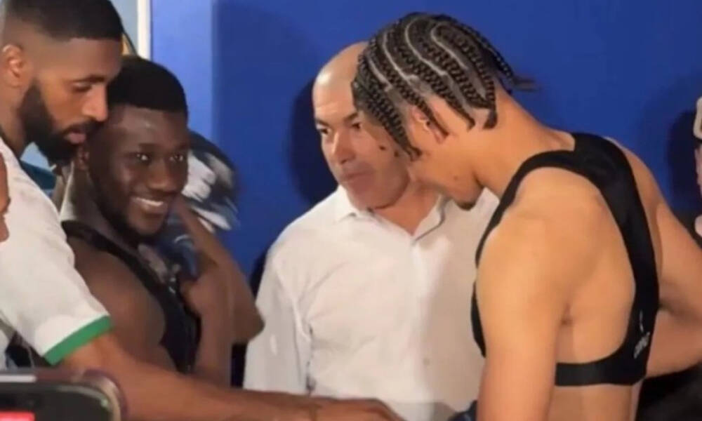 AEK: Ο Κοϊτά έκανε το όνειρο του πραγματικότητα – Το… πλατύ χαμόγελο όταν πήρε τη φανέλα του Μέσι