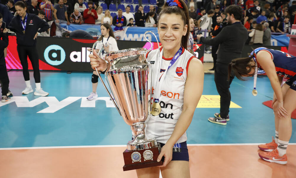 Βόλεϊ γυναικών: Ρήξη χιαστού η Κακουράτου 