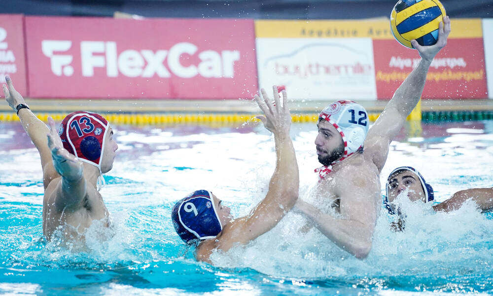 Πόλο: «Αγκαλιά» με την πρωτιά ο Ολυμπιακός 