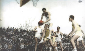 ΠΑΟΚ: Βραβεύει τον Γιώργο Οικονόμου πριν τον ημιτελικό με τη Μούρθια