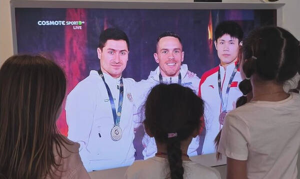 Λευτέρης Πετρούνιας: Οι κόρες του παρακολούθησαν με αγωνία το χρυσό στο Κάιρο