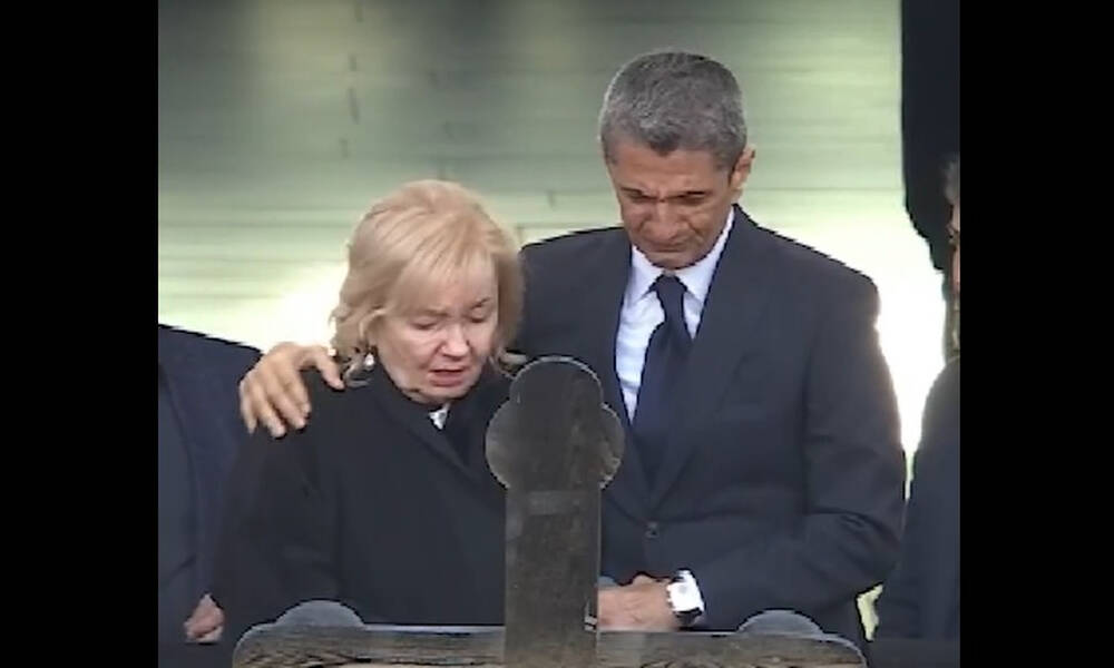 Λουτσέσκου: «Λύγισε» ο Ραζβάν για τον πατέρα του - «Λαοθάλασσα» στην Arena Nationala (βίντεο)