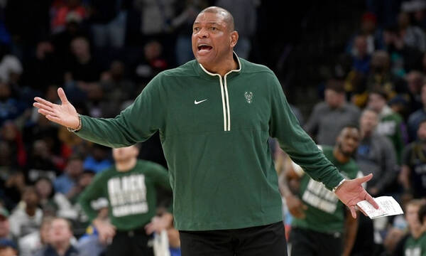 Μιλγουόκι Μπακς: Τέλος ο Ντοκ Ρίβερς 