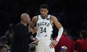 Αντετοκούνμπο για Ρίβερς: «Είναι σοκ για εμένα η αποχώρηση του»