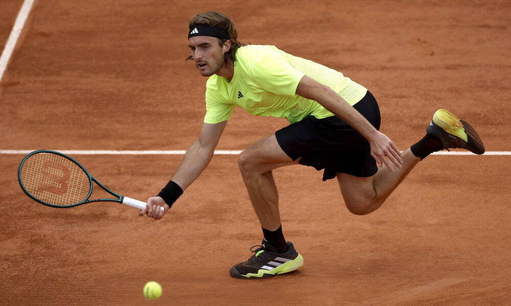 Στέφανος Τσιτσιπάς: Διακοπή στον αγώνα με τον Μαροζάν - Πότε θα συνεχιστεί