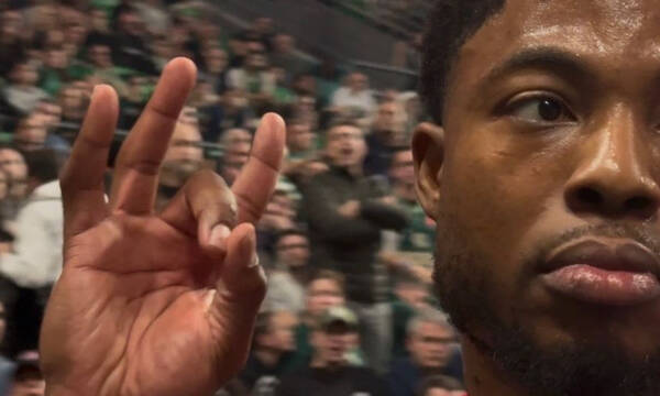 Τζόουνς: Αυτά τα παιχνίδια χάνει μετά την τιμωρία για την προσβλητική χειρονομία του