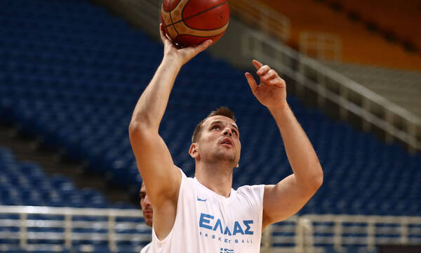 Αγραβάνης: Συνεχίζει στην Κίνα με προπονητή τον Χάρη Μαρκόπουλο ο πολύπειρος φόργουορντ