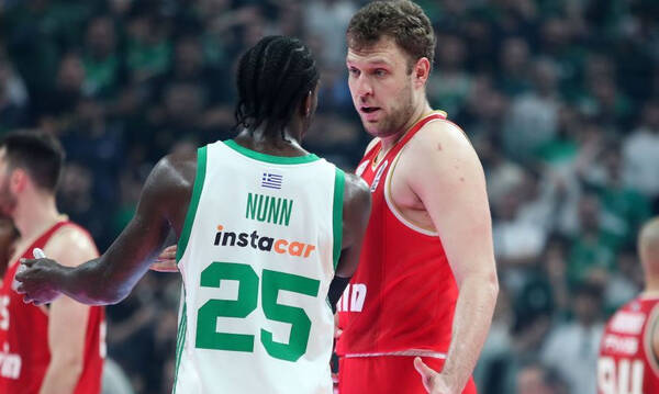 Ναν για τον MVP Βεζένκοφ: «Παίρνει ακραία βοήθεια από τους τύπους με τα πορτοκαλί»