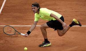 Στέφανος Τσιτσιπάς: Πρόκριση με ανατροπή στον δεύτερο γύρο της Μαδρίτης