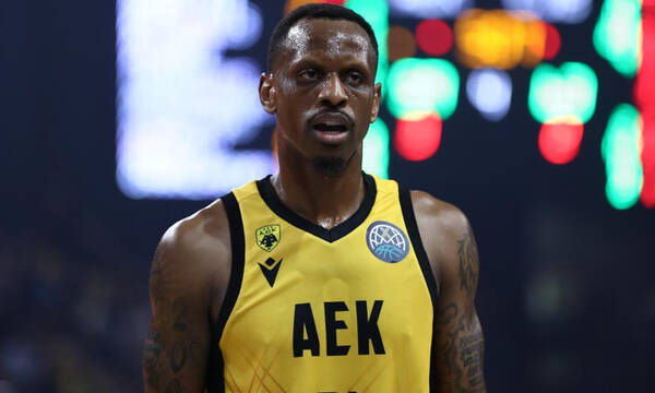 AEK: Χωρίς Νάναλι κόντρα στον Ολυμπιακό