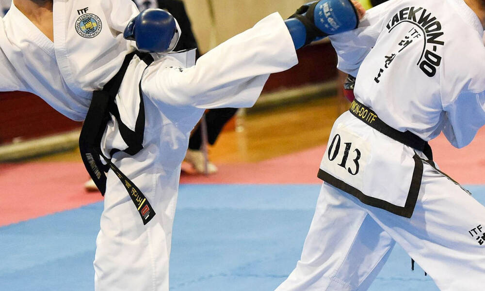 Σύλληψη διαιτητή πολεμικών τεχνών – Κατηγορείται για δωροληψία