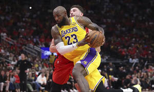 Λεμπρόν: «Είμαι εκνευρισμένος με τους διαιτητές»