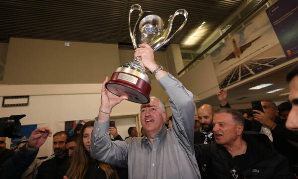 ΟΦΗ: Φιέστα με ανοιχτό πούλμαν και Live Streaming