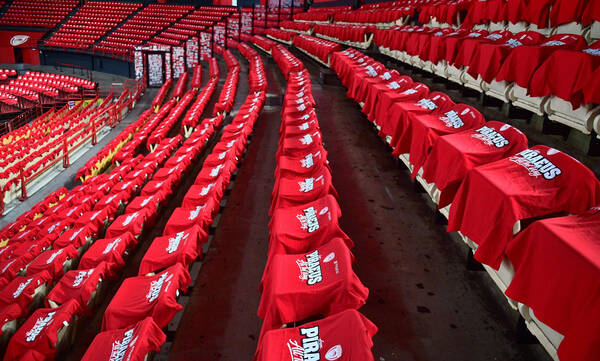 Ολυμπιακός – Μονακό: Κόκκινο μπλουζάκι για κάθε φίλαθλο 